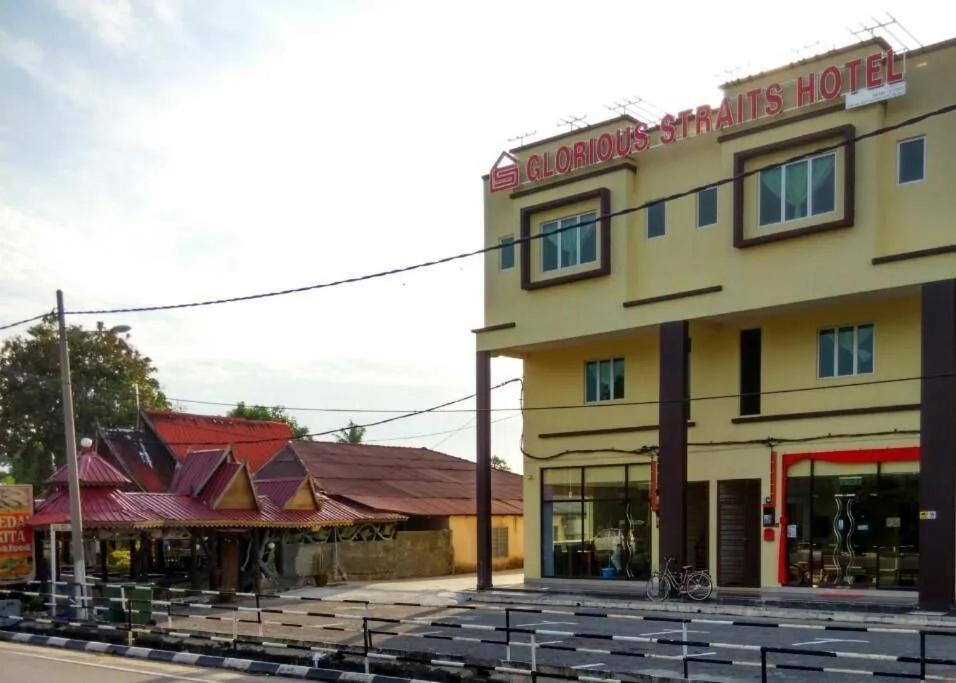 Glorious Straits Hotel  Malacca Extérieur photo
