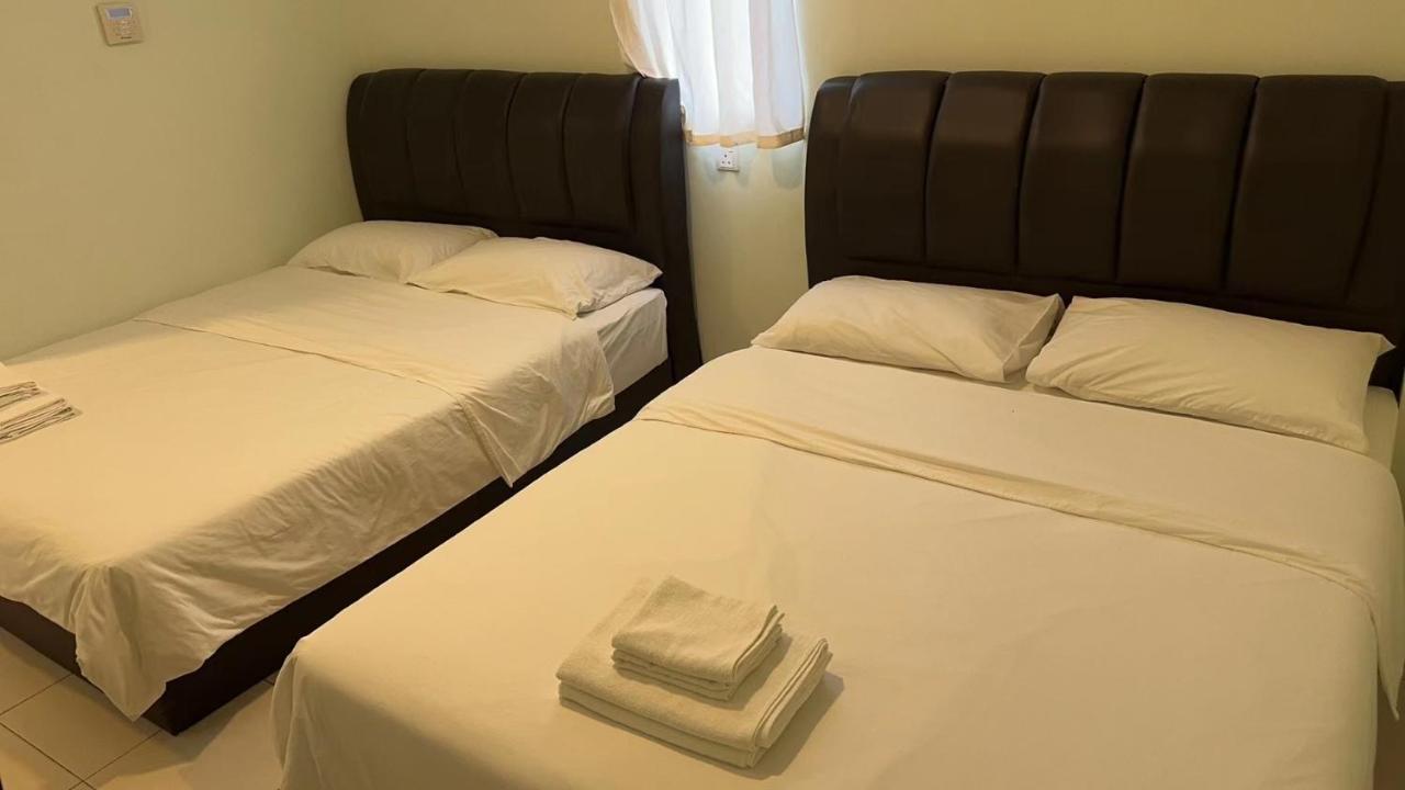 Glorious Straits Hotel  Malacca Extérieur photo