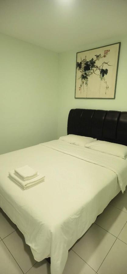 Glorious Straits Hotel  Malacca Extérieur photo