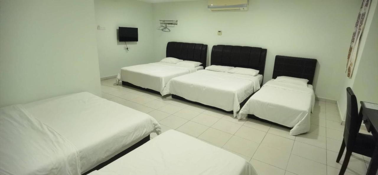 Glorious Straits Hotel  Malacca Extérieur photo